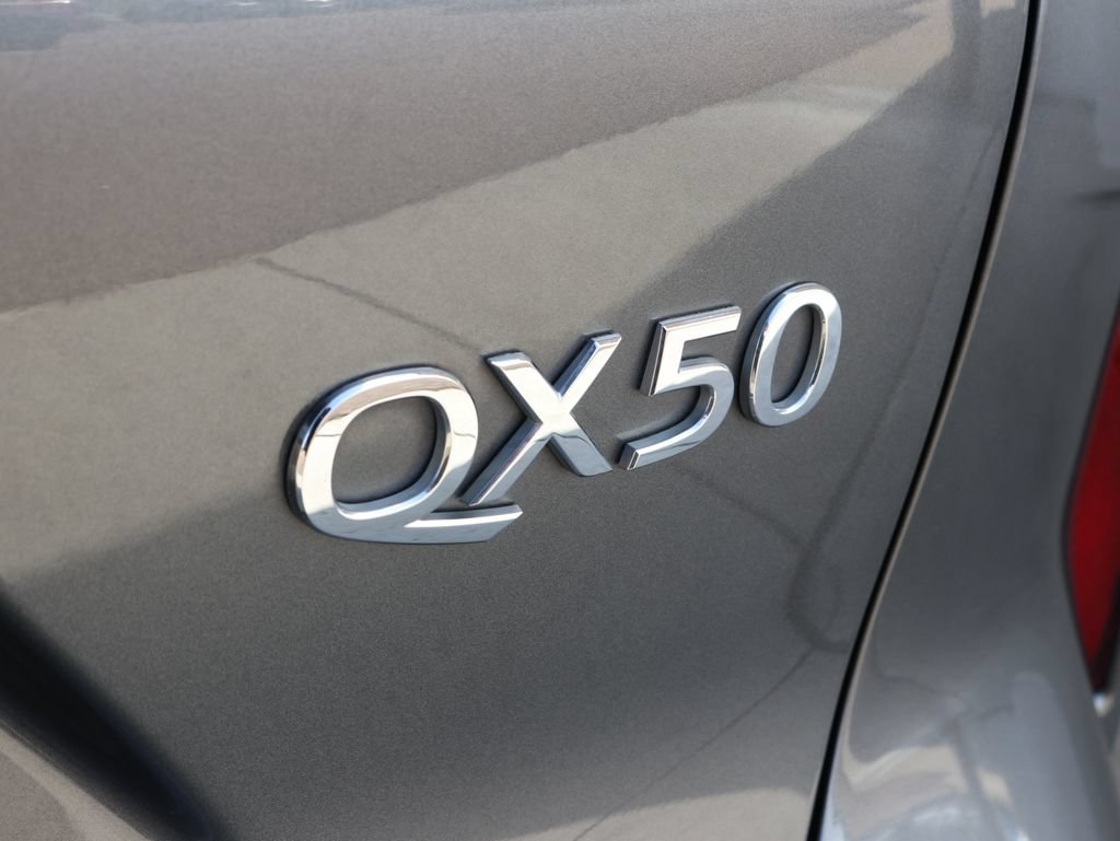 Used 2023 INFINITI QX50 Sensory AWD/4WD image 42