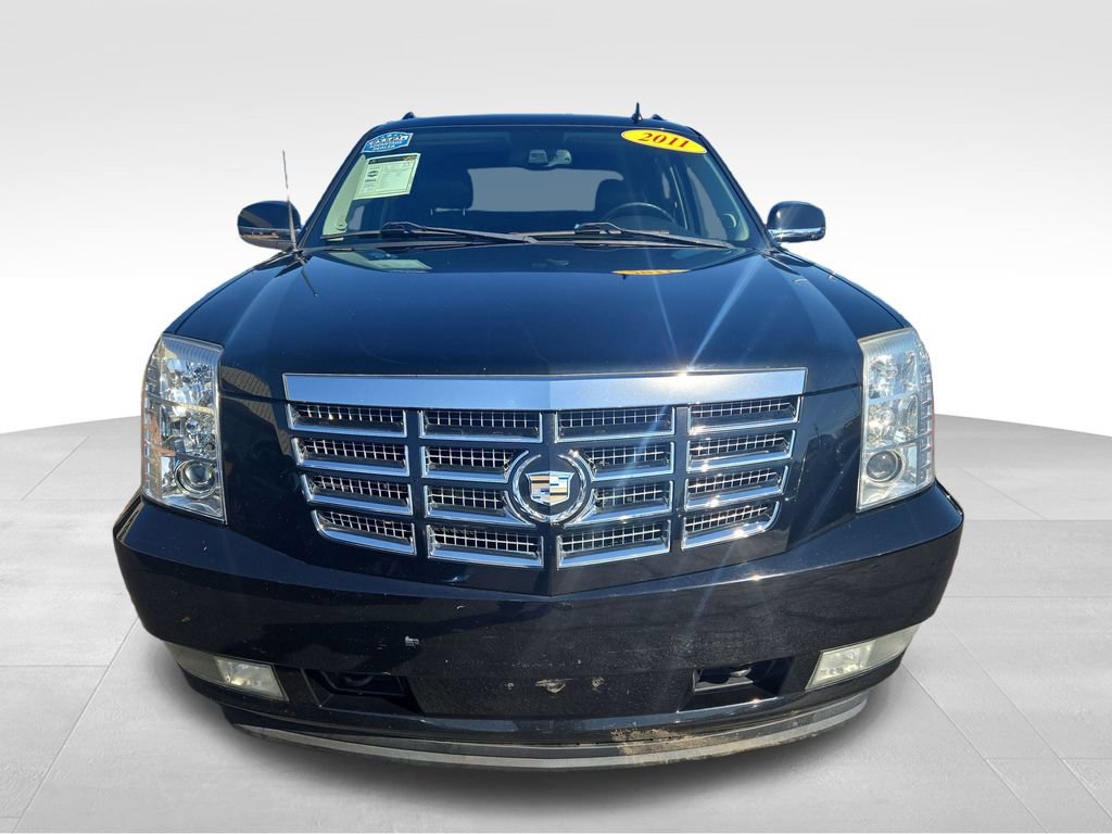 Used 2011 Cadillac Escalade EXT Luxury AWD/4WD image 18
