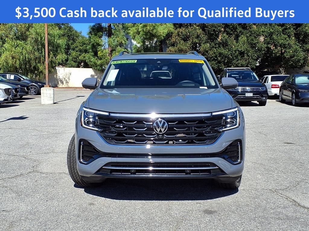 New 2025 Volkswagen Atlas SEL Premium R-Line image 2