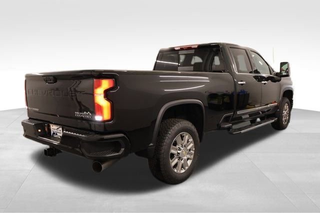 New 2026 Chevrolet Silverado 3500 High Country w/ Technology Package image 2