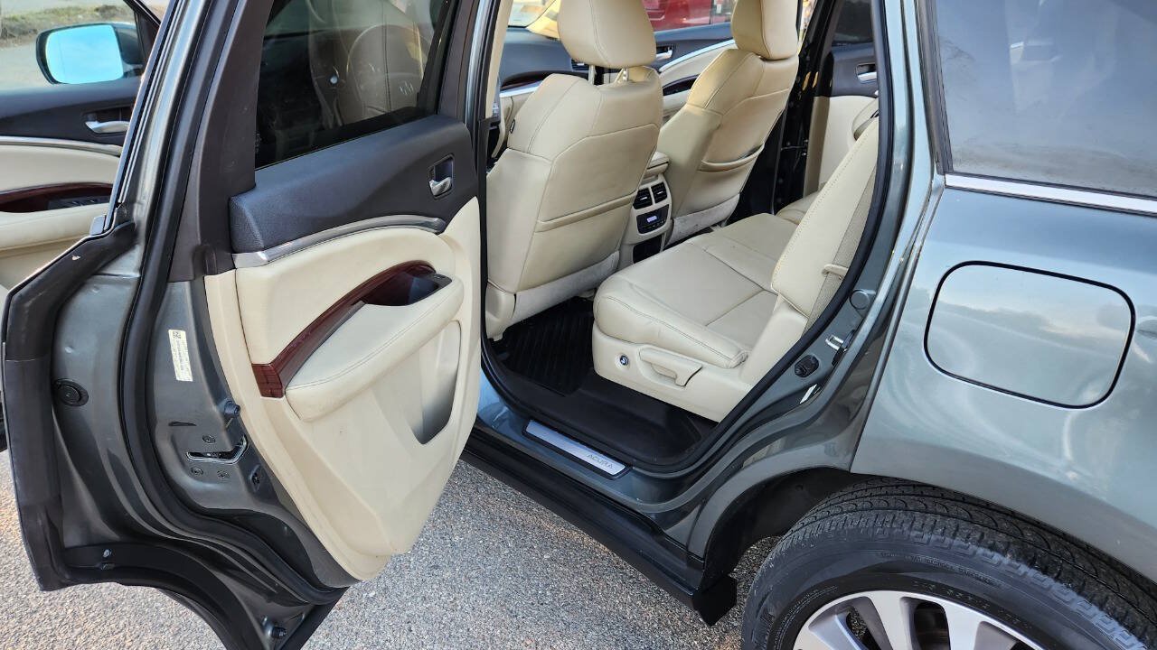 Used 2016 Acura MDX w/ Technology Package AWD/4WD image 30