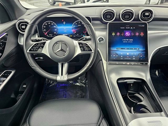 Used 2024 Mercedes-Benz GLC 300 4MATIC image 29