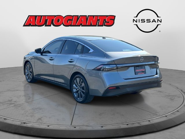 Used 2026 Nissan Sentra SL w/ Floor Mat Package FWD image 6