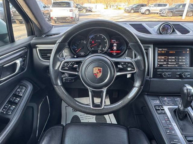 Used 2015 Porsche Macan Turbo image 19
