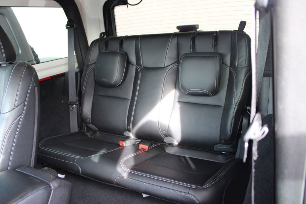Used 2021 Jeep Wrangler Sport S image 15