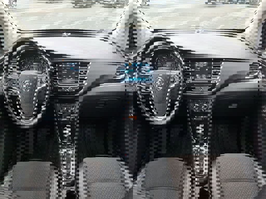 Used 2020 Buick Encore Preferred image 10