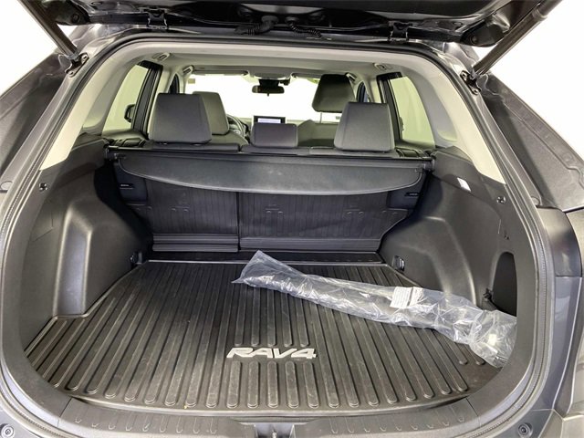 Used 2023 Toyota RAV4 XLE image 8