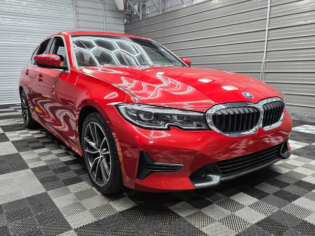 Used 2022 BMW 330e w/ Driving Assistance Package RWD image 5