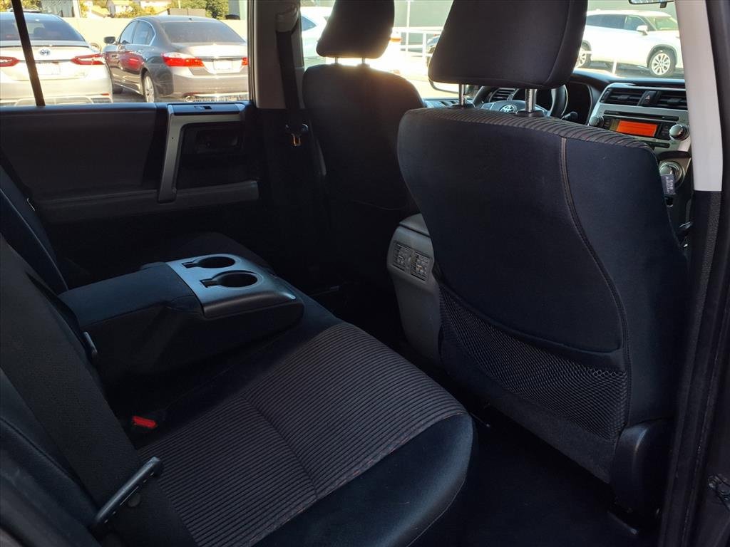 Used 2010 Toyota 4Runner Limited image 20