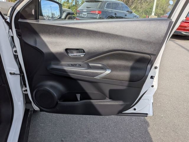 Used 2023 Nissan Kicks SV image 30