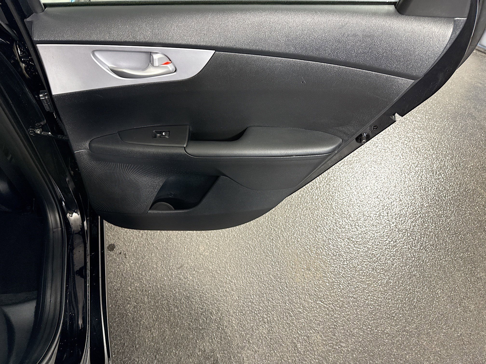 Used 2024 Kia Forte LX image 27