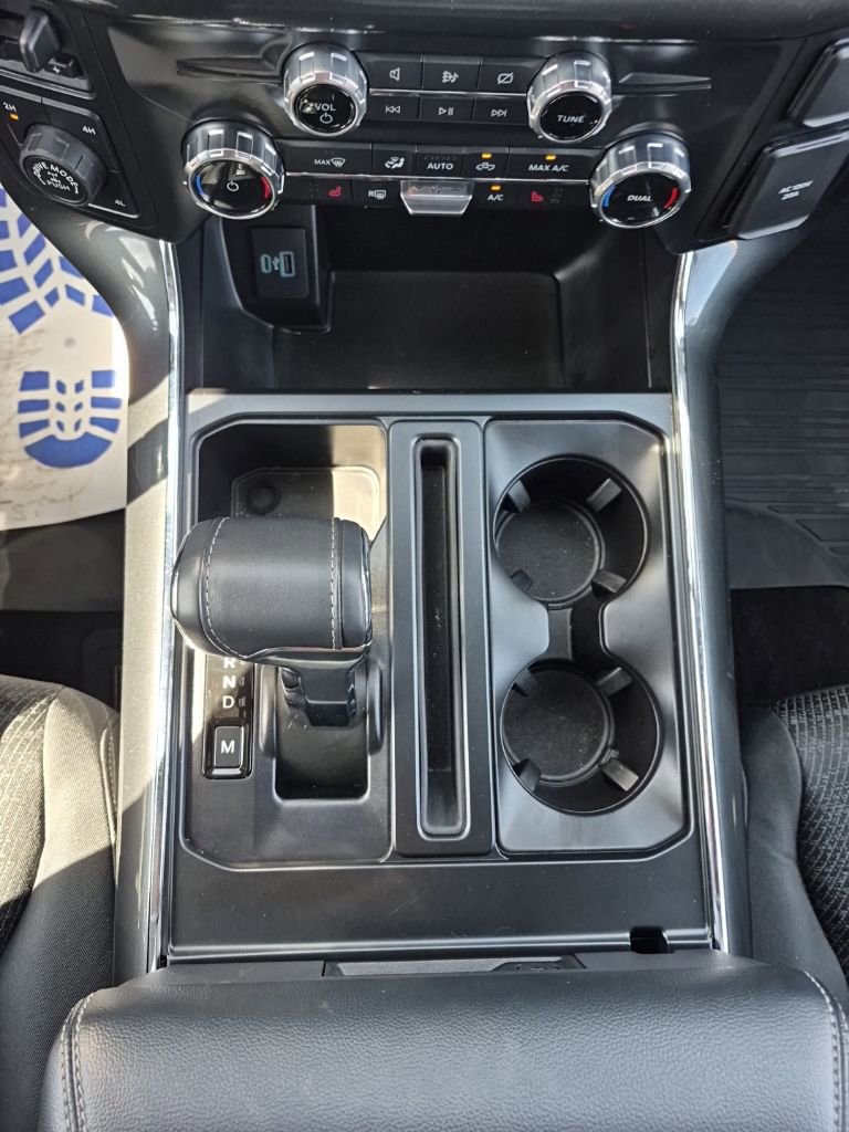 Used 2022 Ford F150 XLT w/ Equipment Group 302A High AWD/4WD image 39