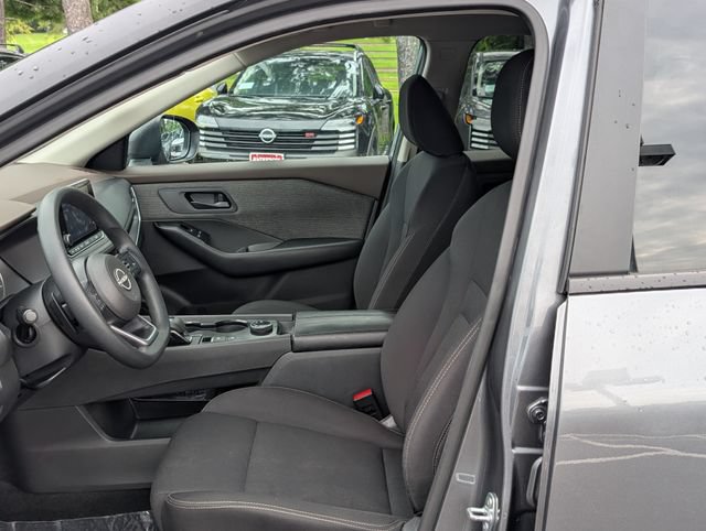 Used 2023 Nissan Rogue S AWD/4WD image 14