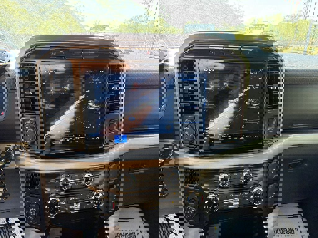 Used 2024 Ford F150 XLT w/ Mobile Office Package image 21