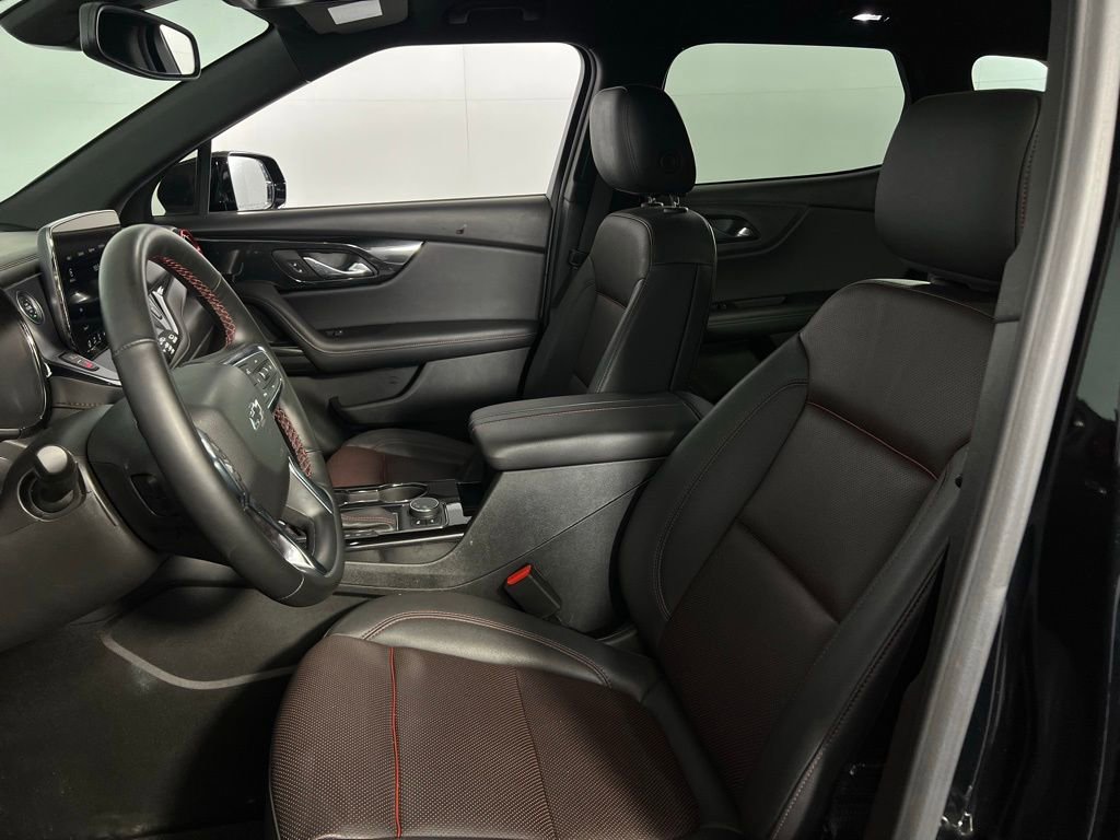 Used 2025 Chevrolet Blazer RS image 23