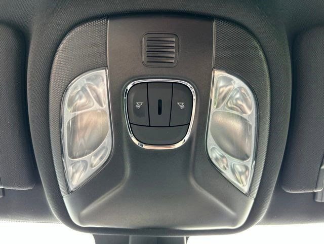Used 2023 Jeep Compass Limited w/ Elite Group AWD/4WD image 36