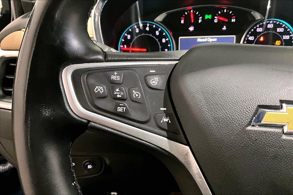 Used 2023 Chevrolet Equinox Premier image 11