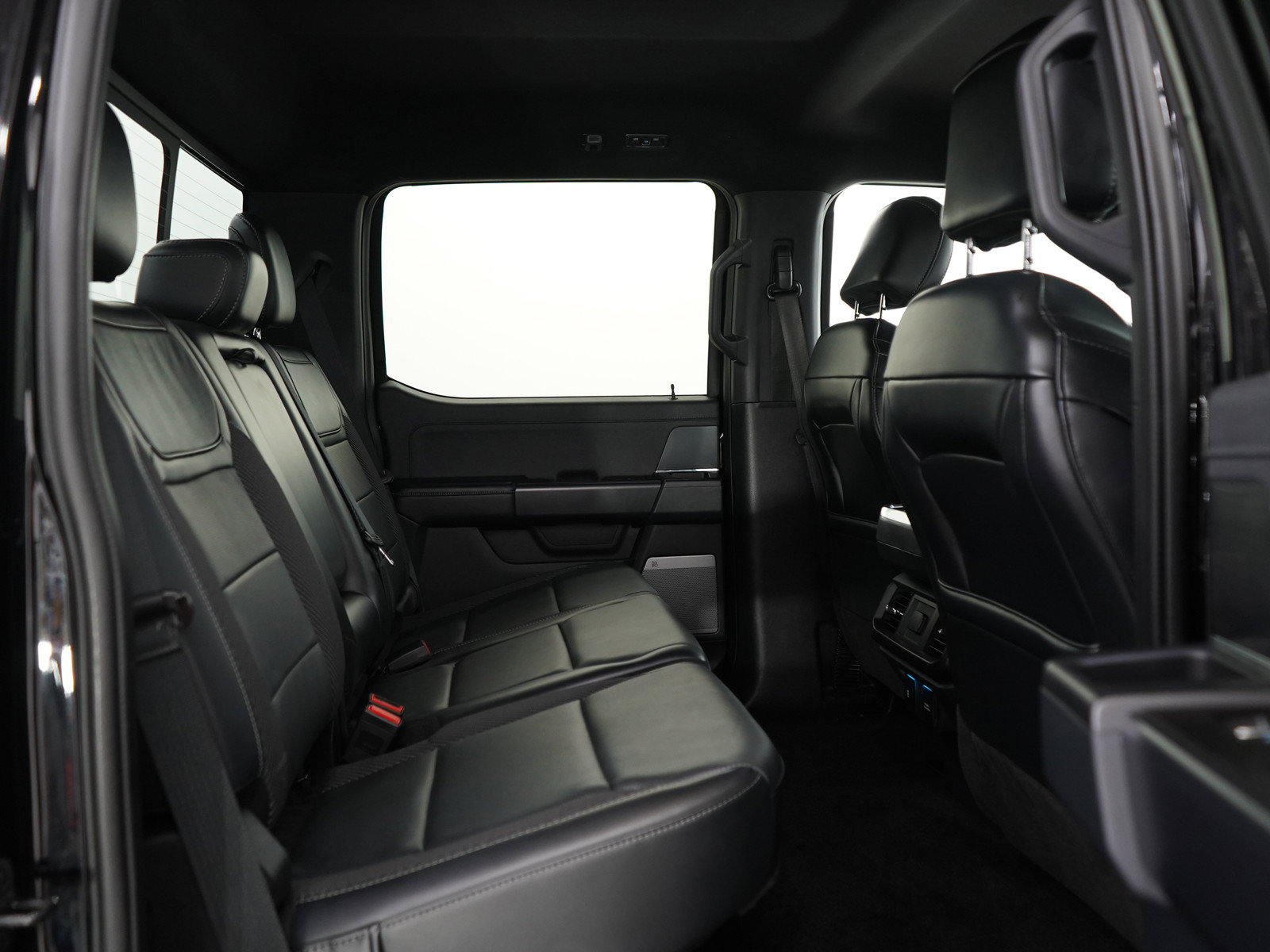 Used 2022 Ford F150 Raptor w/ Convenience Package AWD/4WD image 13