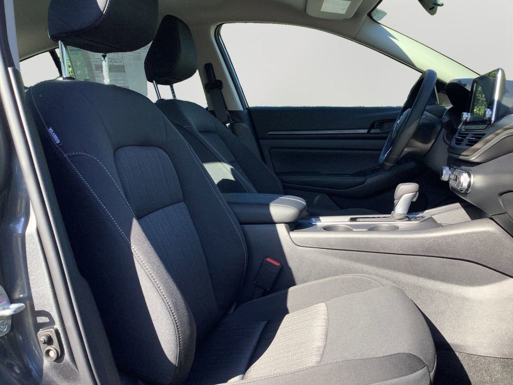 New 2026 Nissan Altima 2.5 SV FWD image 12