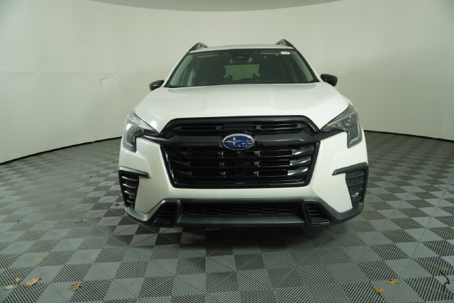 Certified 2024 Subaru Ascent Onyx Edition Limited AWD/4WD image 2