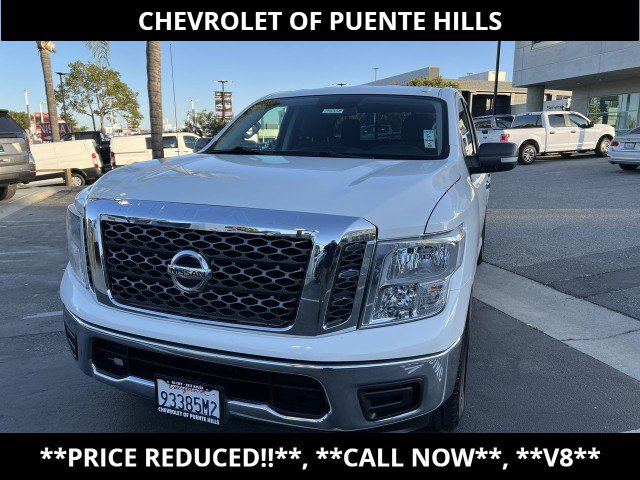 Used 2018 Nissan Titan SV image 34