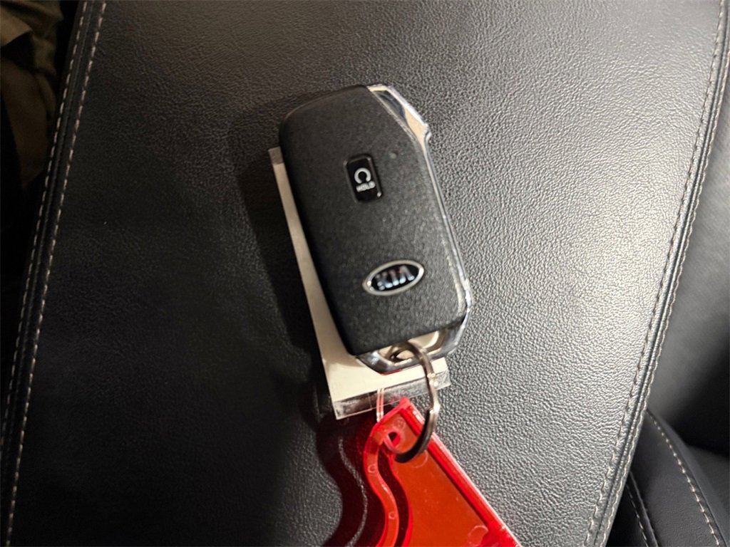 Certified 2021 Kia Sorento S image 30