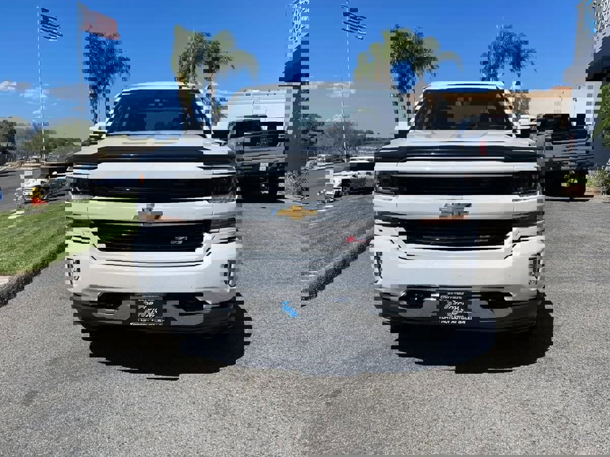 Used 2017 Chevrolet Silverado 1500 LT w/ All Star Edition image 2