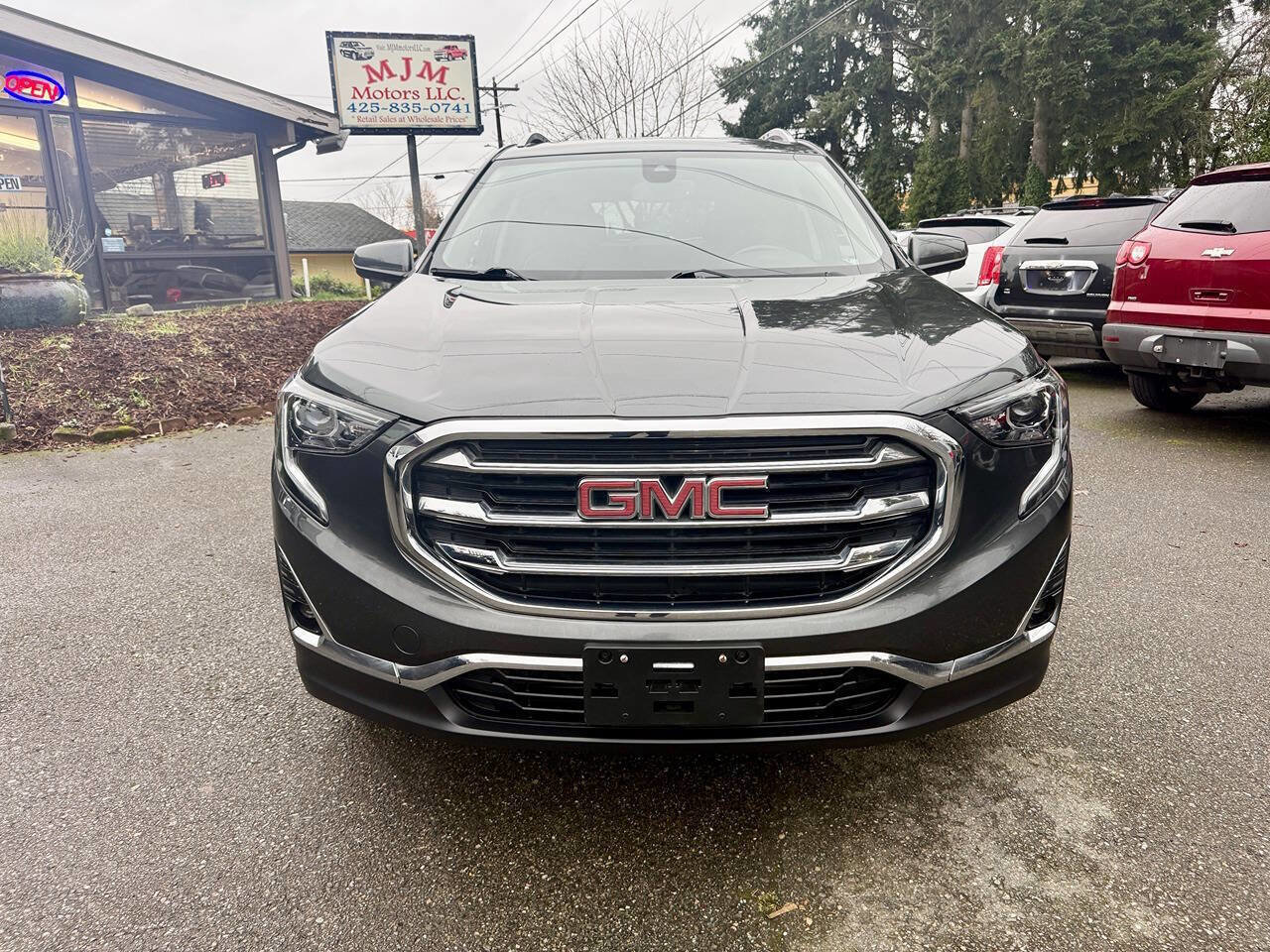 Used 2020 GMC Terrain SLT w/ Preferred Package image 9