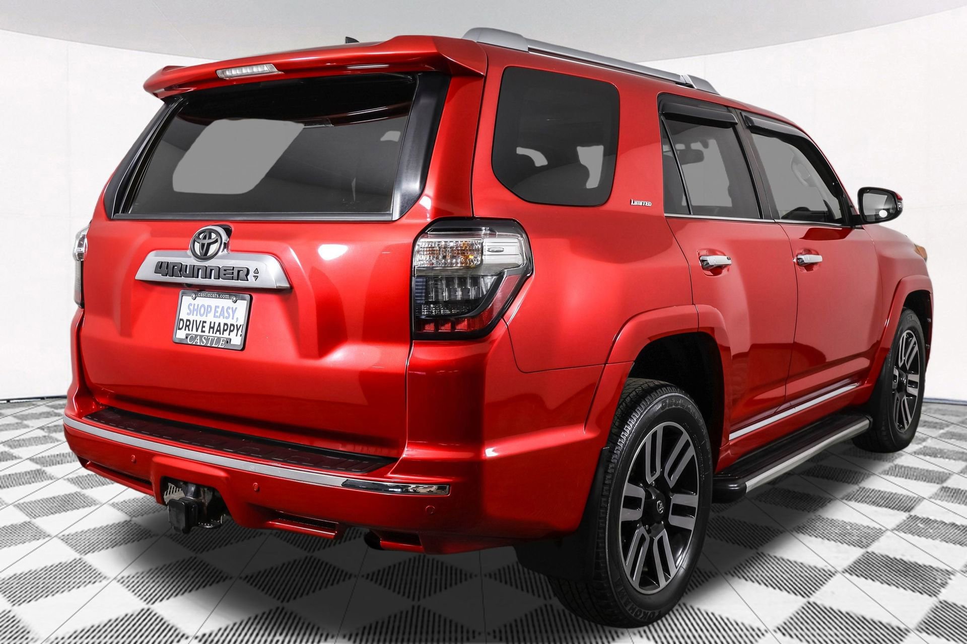 Used 2018 Toyota 4Runner Limited image 13