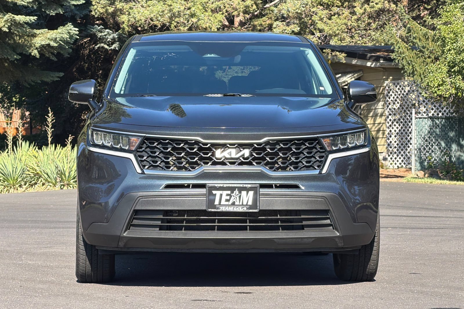 Used 2023 Kia Sorento LX AWD/4WD image 9