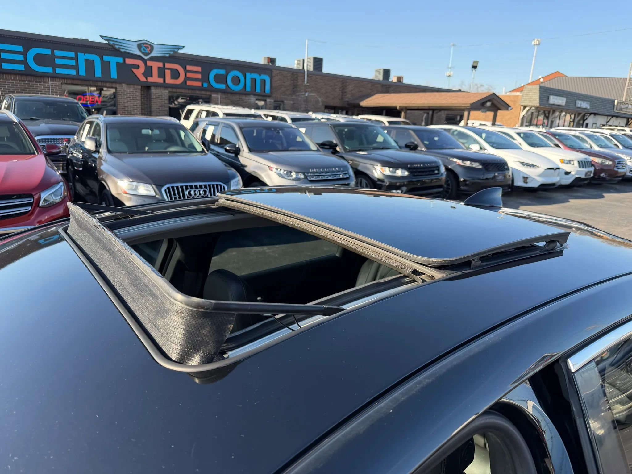 Used 2016 Chevrolet Malibu Premier w/ Driver Confidence Package image 33