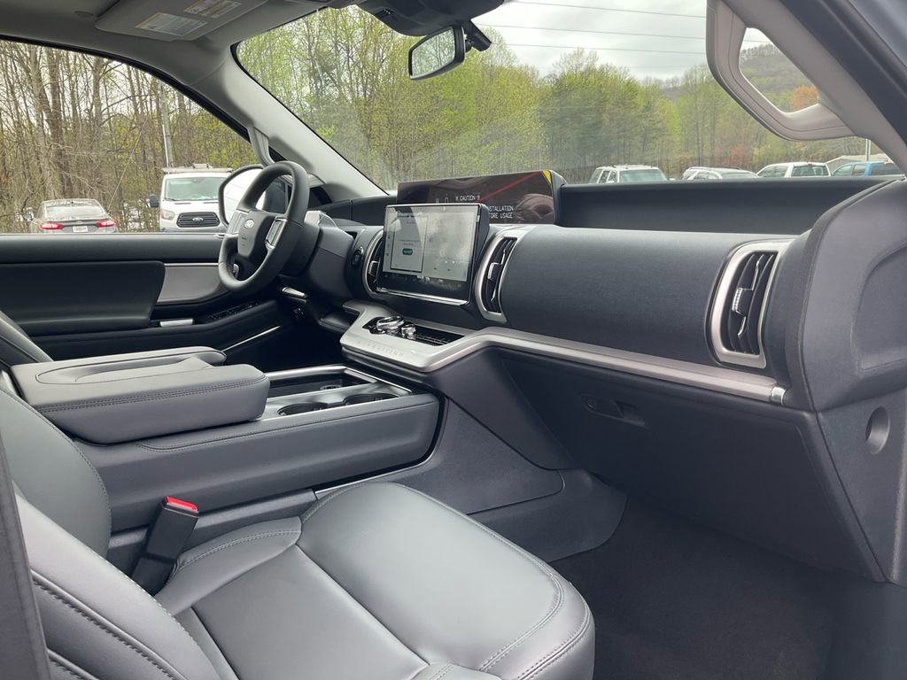 New 2026 Ford Expedition Max Active image 11