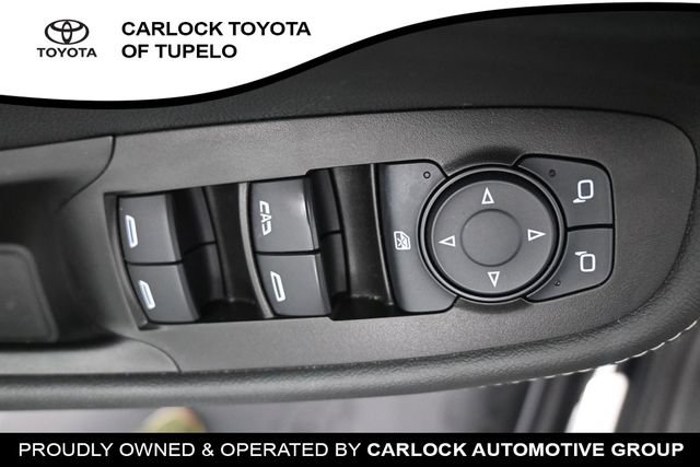 Used 2023 Buick Encore GX Essence w/ Experience Buick Package FWD image 19