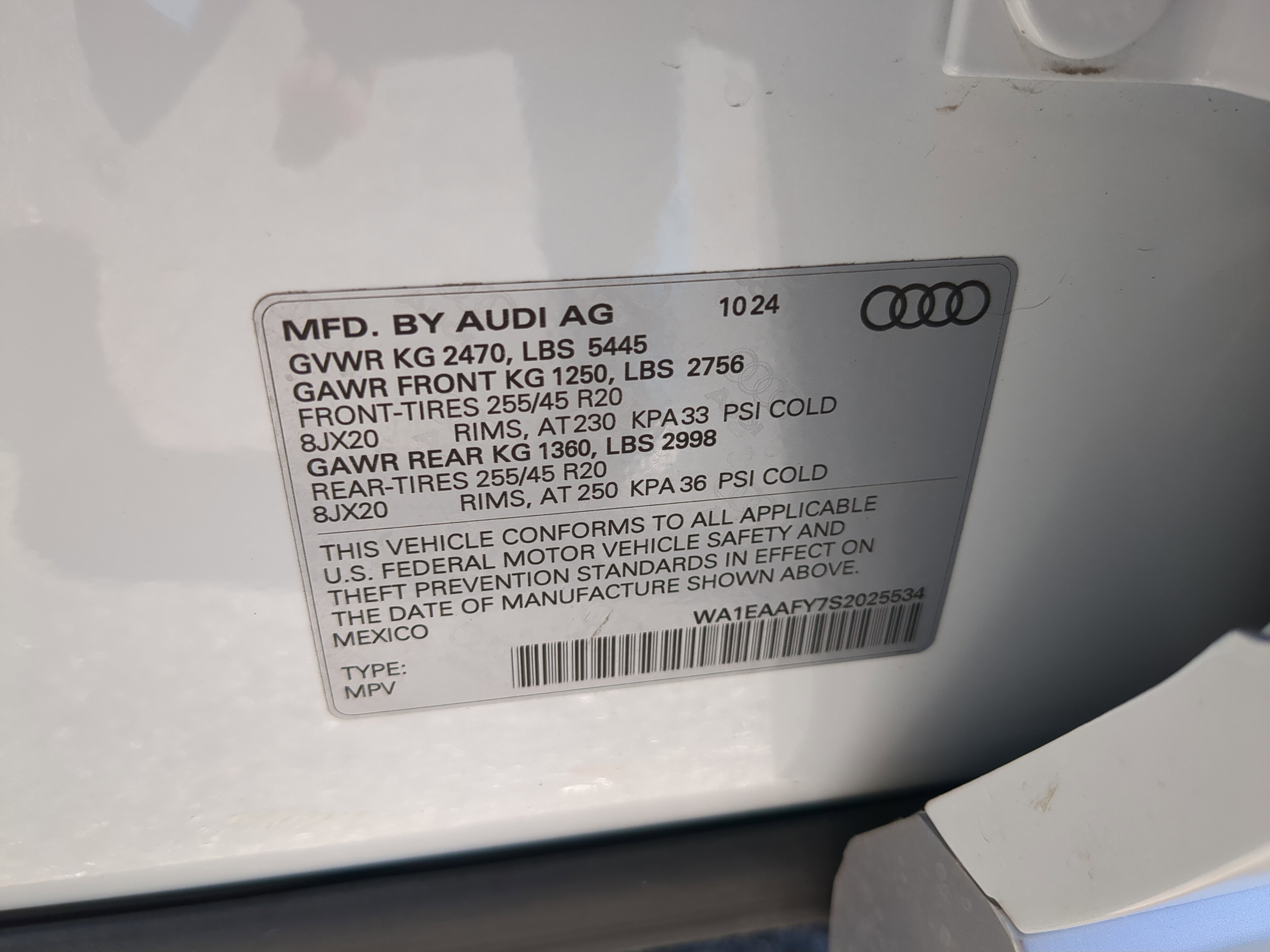 Certified 2025 Audi Q5 2.0T Premium Plus image 38