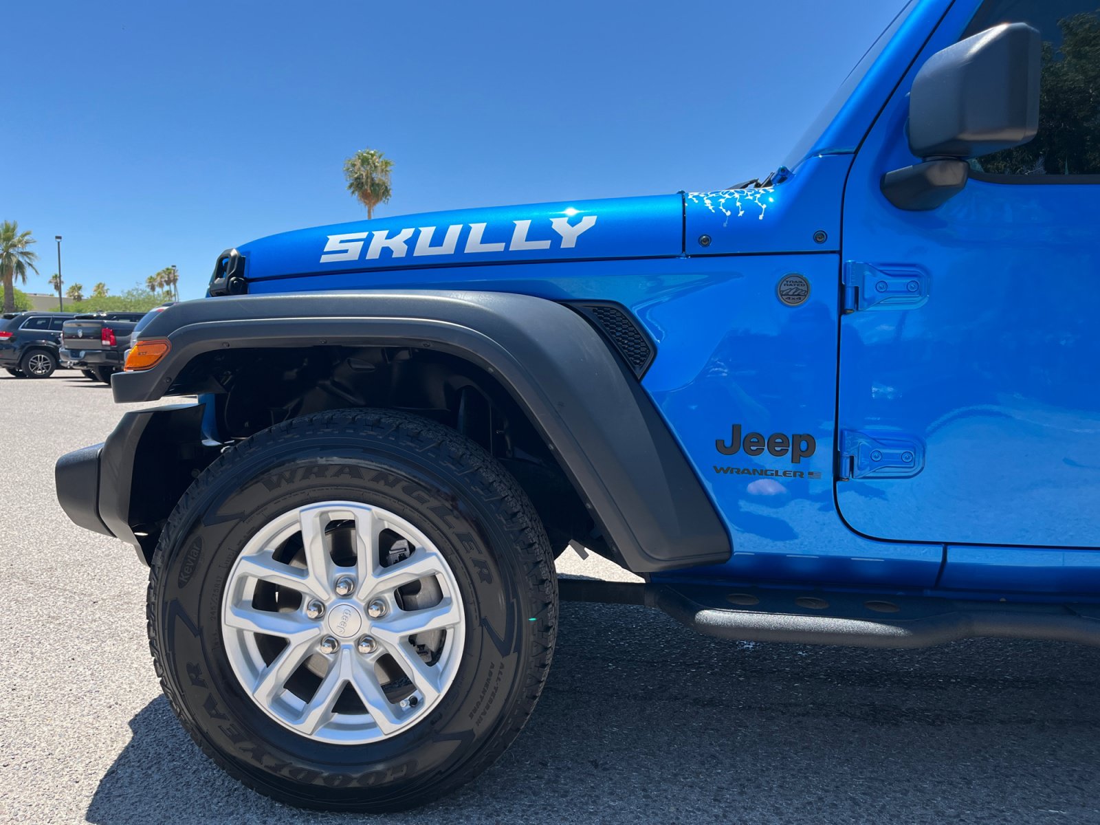 Used 2023 Jeep Wrangler Sport AWD/4WD image 10