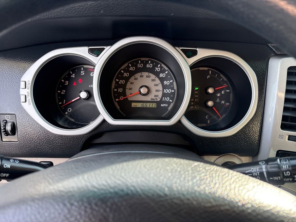 Used 2005 Toyota 4Runner Limited image 12
