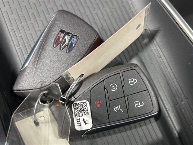 New 2026 Buick Enclave Preferred w/ LPO, Floor Liner Package image 31