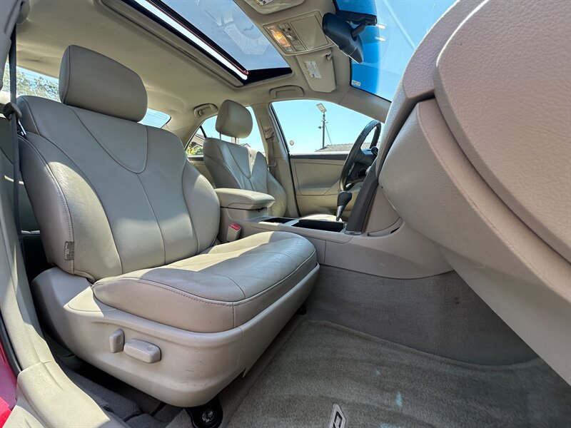 Used 2008 Toyota Camry Hybrid FWD image 12