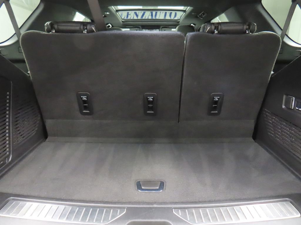 Used 2025 Chevrolet Tahoe Premier w/ Sun And Tow Package AWD/4WD image 45