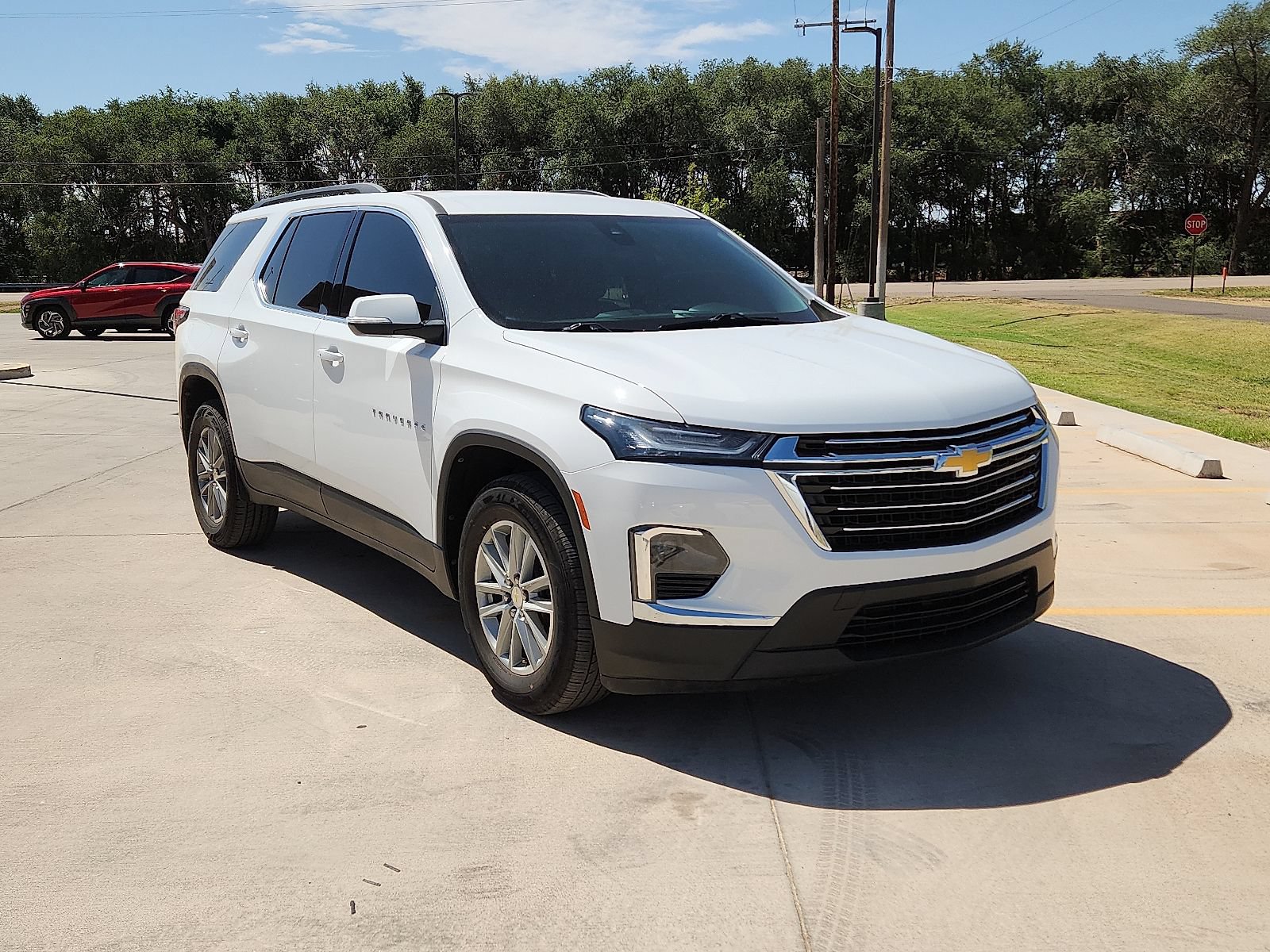 Used 2023 Chevrolet Traverse LT AWD/4WD image 6