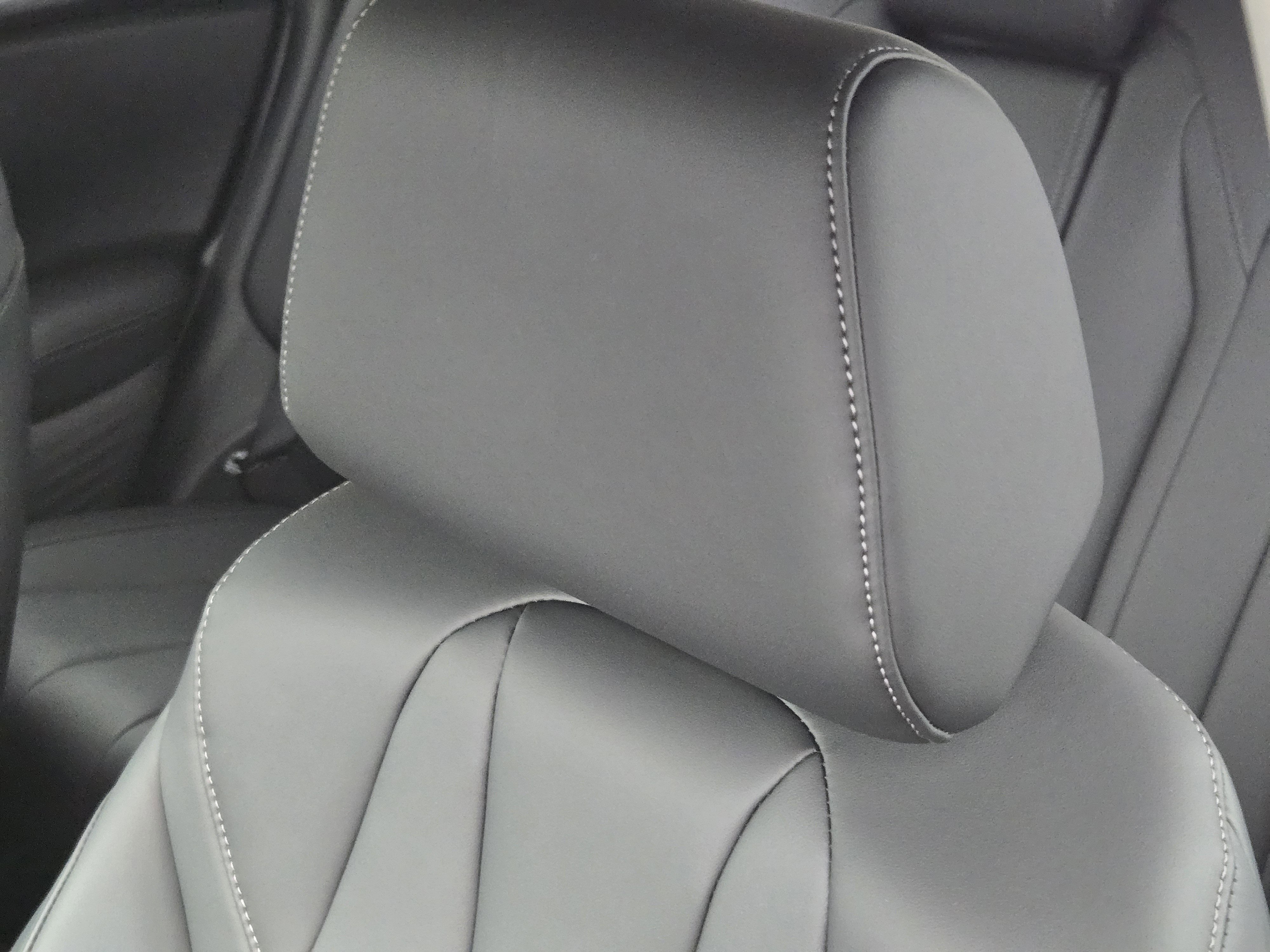 Certified 2025 Acura ADX AWD image 32