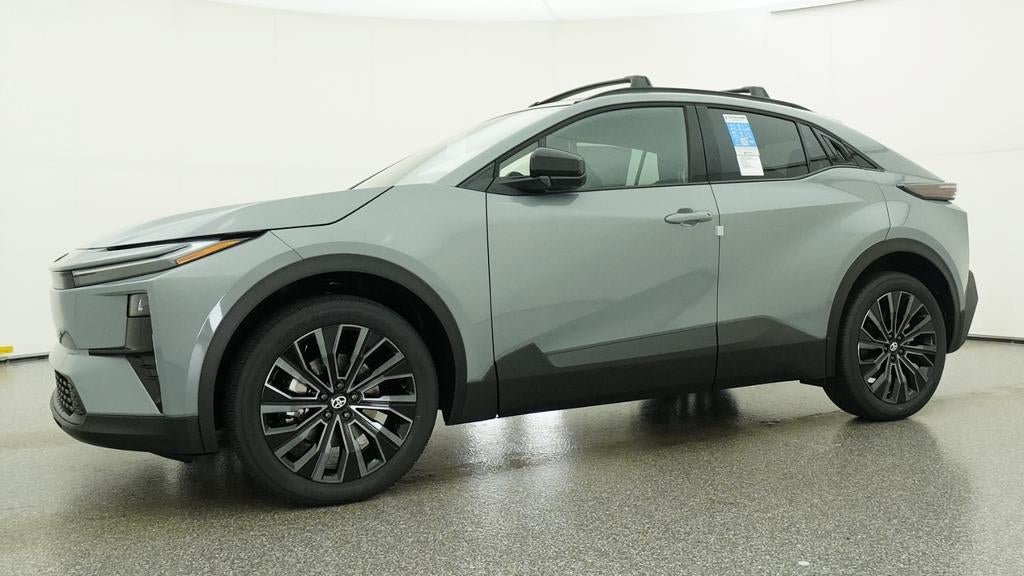 New 2026 Toyota C-HR AWD/4WD image 18