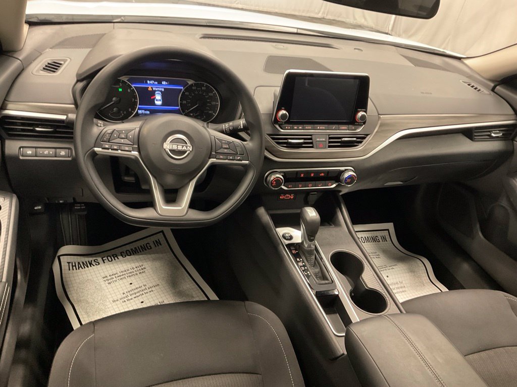 Used 2026 Nissan Altima 2.5 SV FWD image 4
