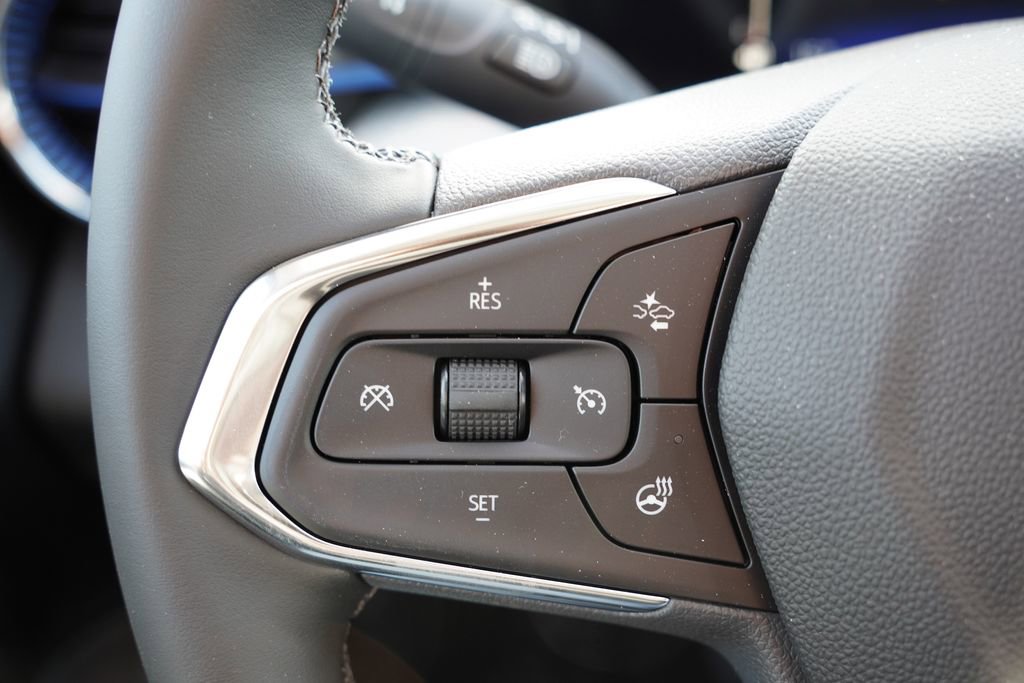 New 2026 Chevrolet Trax LT w/ Driver Confidence Package image 15