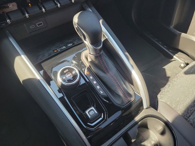 Used 2024 Chevrolet Colorado Z71 w/ Z71 Convenience Package 2 image 23