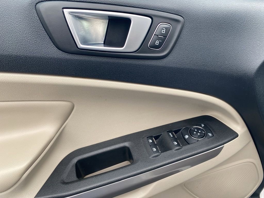 Used 2020 Ford EcoSport Titanium image 16