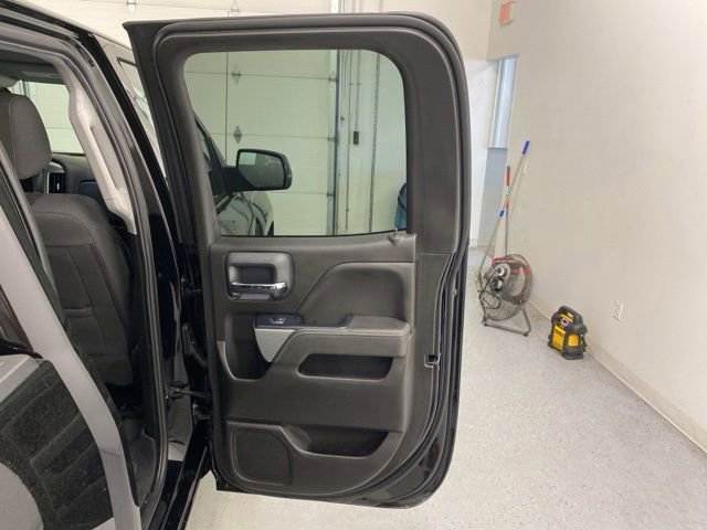Used 2018 Chevrolet Silverado 1500 LT w/ All Star Edition AWD/4WD image 33
