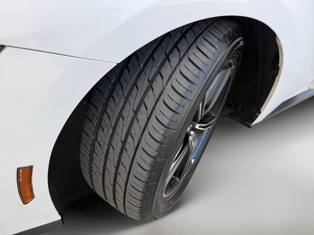 Used 2024 Ford Mustang Premium RWD image 10