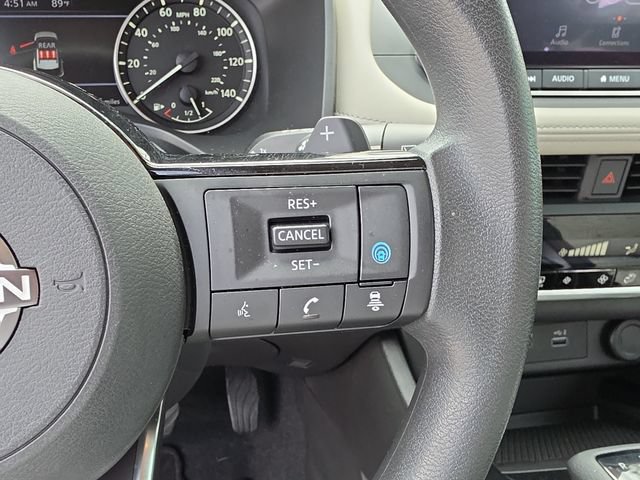 Certified 2023 Nissan Rogue SV FWD image 30