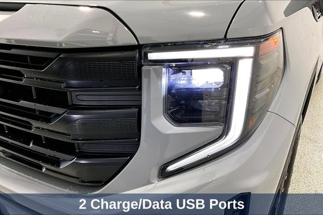 Used 2025 GMC Sierra 1500 Pro w/ Graphite Edition AWD/4WD image 43